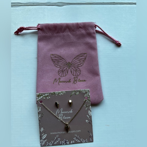 Monarch Bloom gold earrings and necklace matching set. - Picture 2 of 2